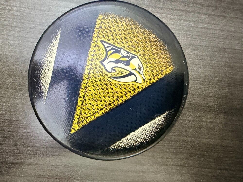 Vintage Nashville Predators NHL Hockey Puck Team Logo Official Licensed